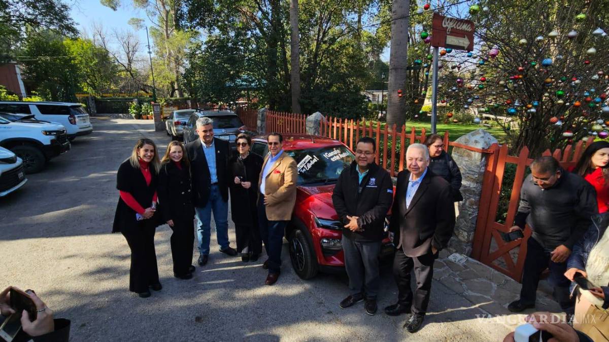 Saltillense, la ganadora del sorteo del auto de la rifa de los hoteleros en Coahuila