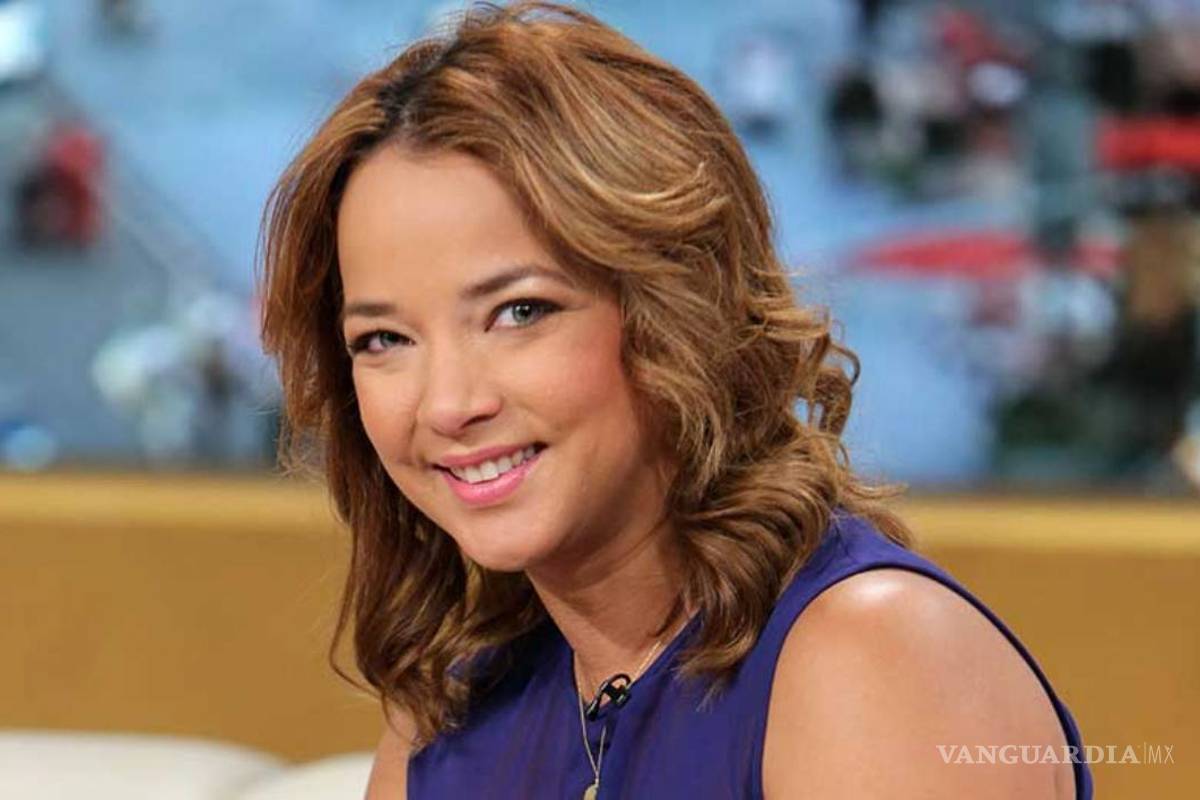 Invita Adamari López a prevenir cáncer de mama