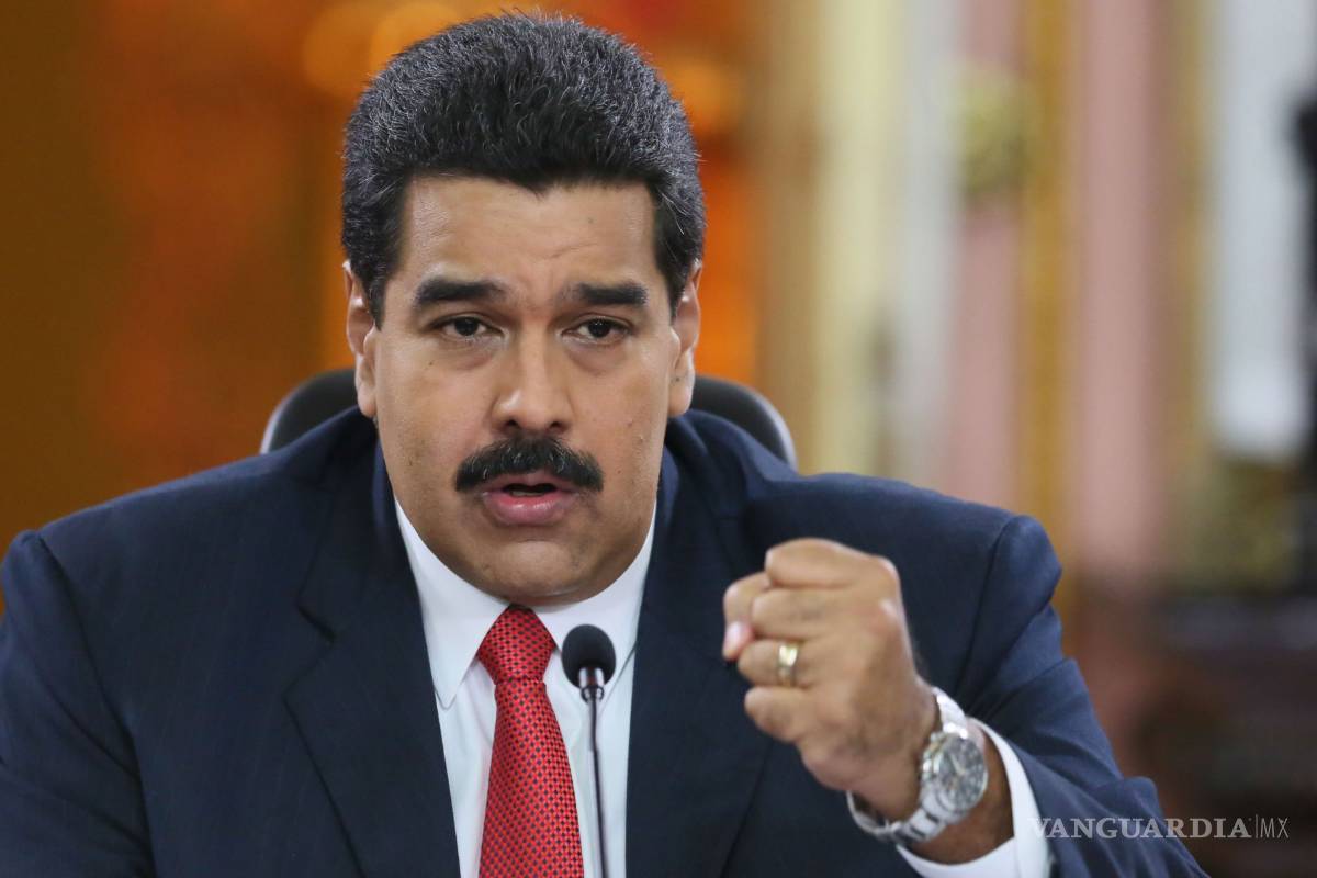 “Hoy hemos derrotado una intentona golpista”, celebra Maduro; oposición anuncia nuevas marchas