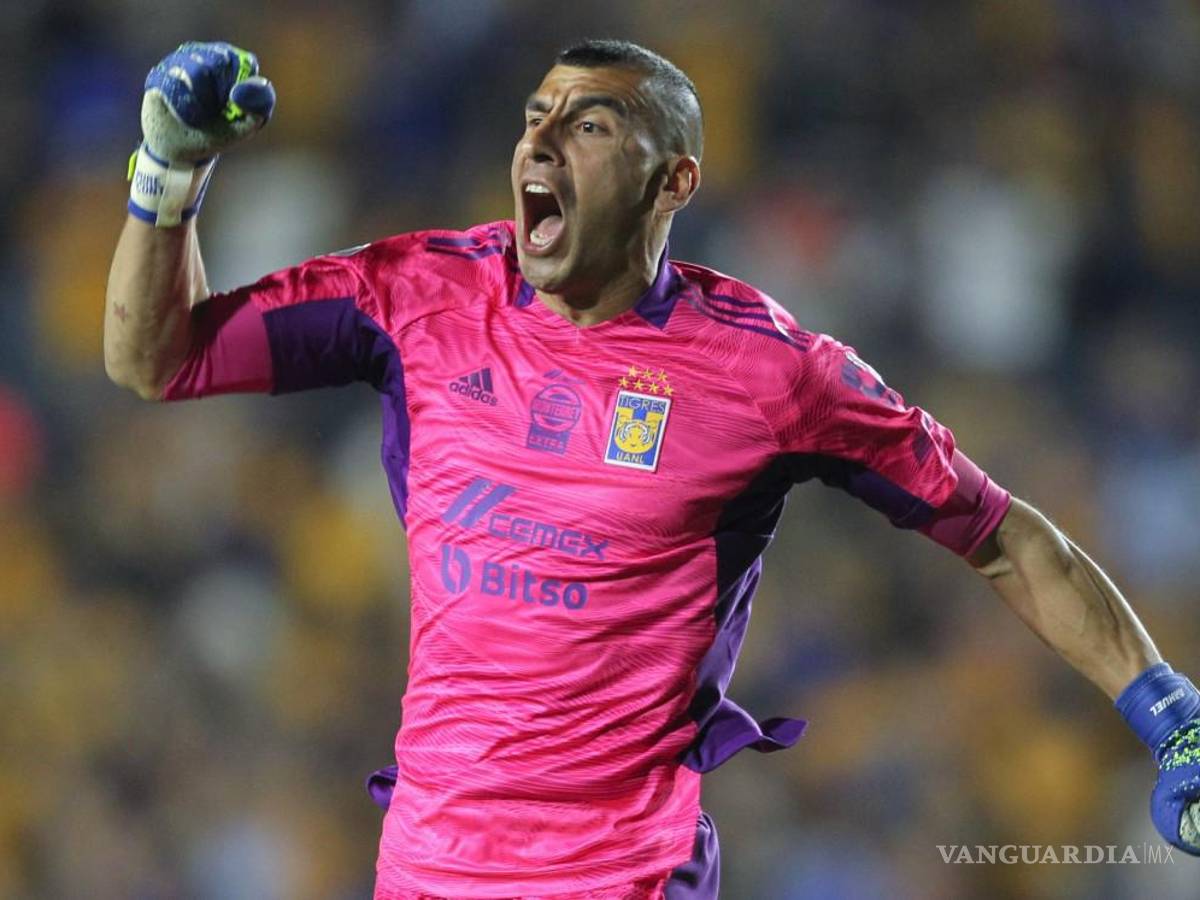 $!Nahuel Guzmán, guardameta de Tigres será sancionado.