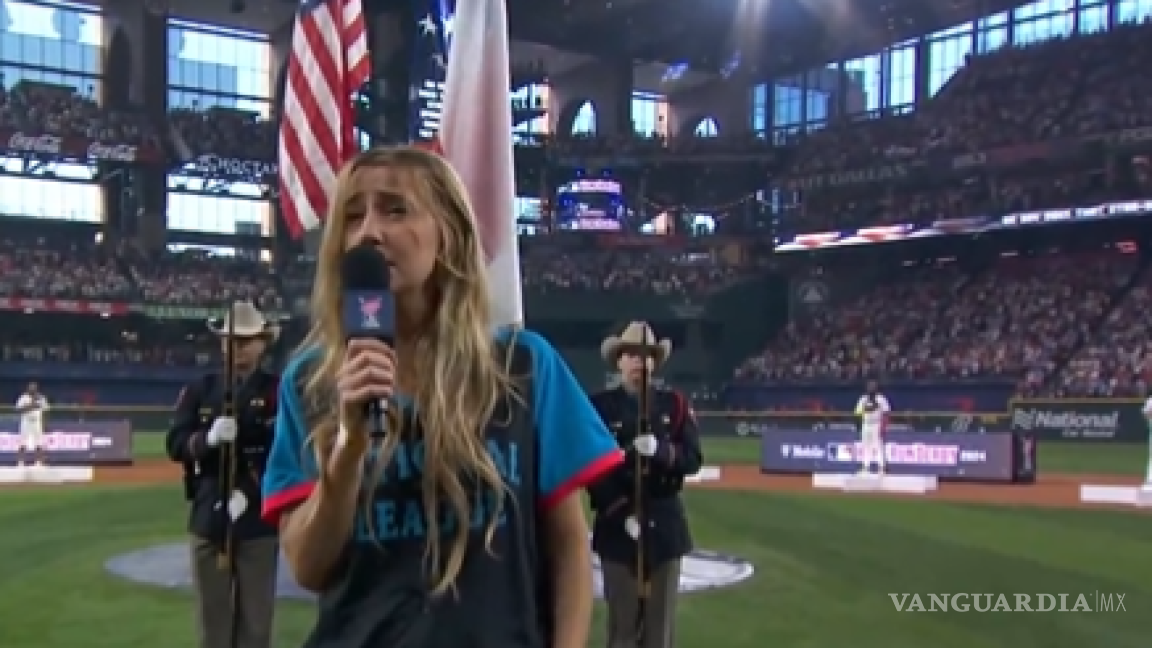 Tunden a Ingrid Andress por cantar ebria el himno de Estados Unidos en el Home Run Derby (video)