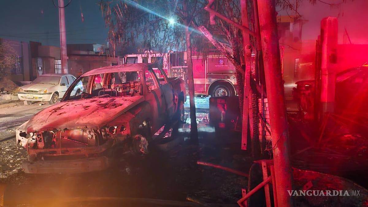 Incendio deja un calcinado y un herido en Pesquería, Nuevo León