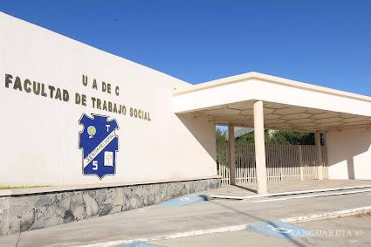 Expone ex alumno de la UAdeC discriminación y trabas para titularse