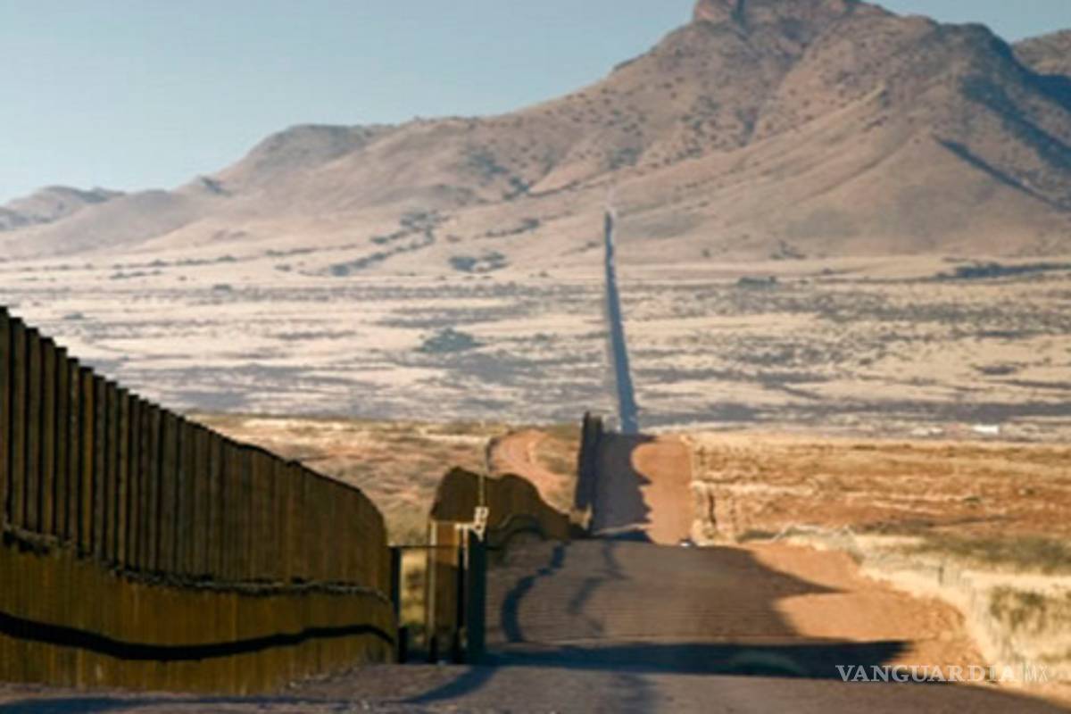 Empresa poblana quiere iluminar muro de Trump