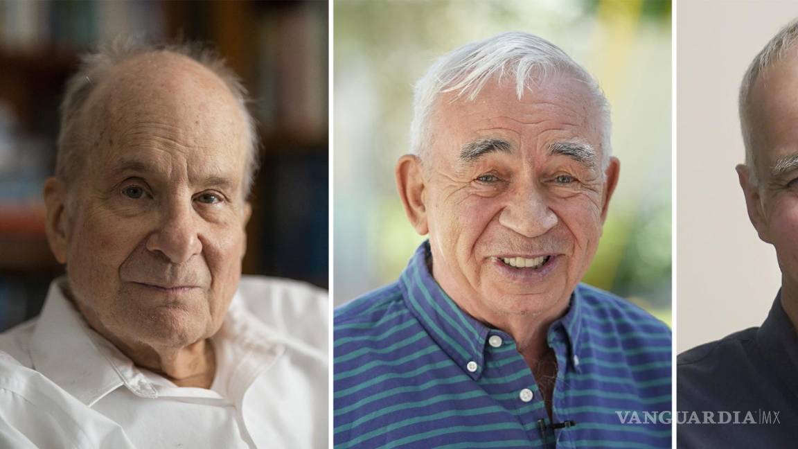 $!De izquierda a derecha Louis Brus, Alexei Ekimov y Moungi Bawendi ganadores del Premio Nobel de Química por su trabajo sobre los puntos cuánticos.