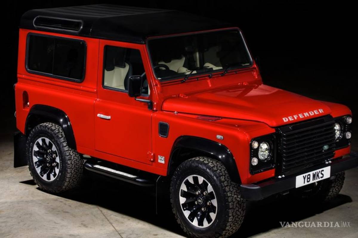 Land Rover Defender está de regreso y con 405 CV