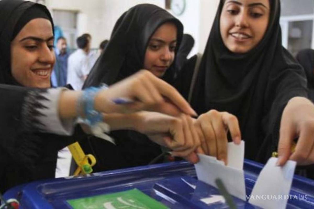 580 mujeres aspiran a conseguir un escaño en comicios iraníes
