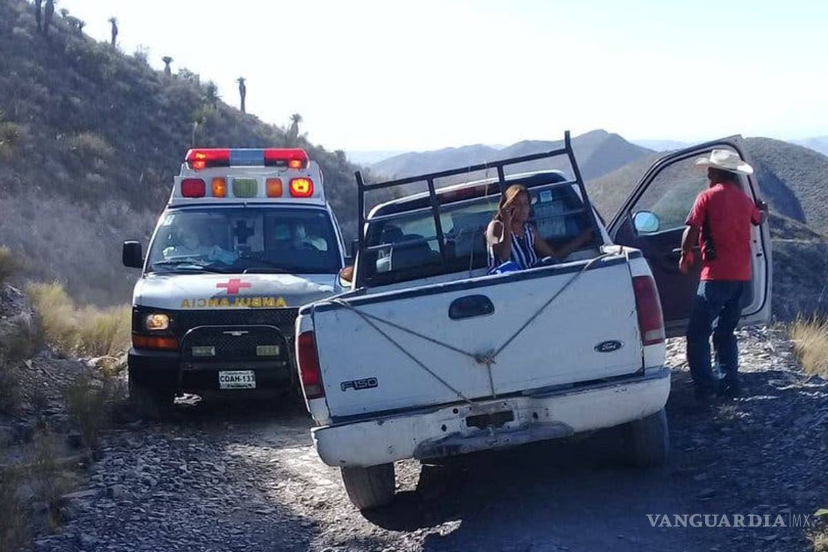 Inician investigación por alcohol adulterado que causó muerte de un joven en Parras