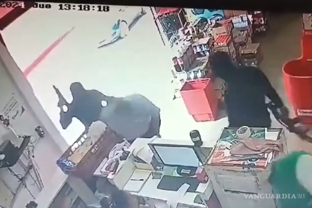 Con pasamontañas y armas largas, asaltan simultáneamente a comercios en Villahermosa, Tabasco