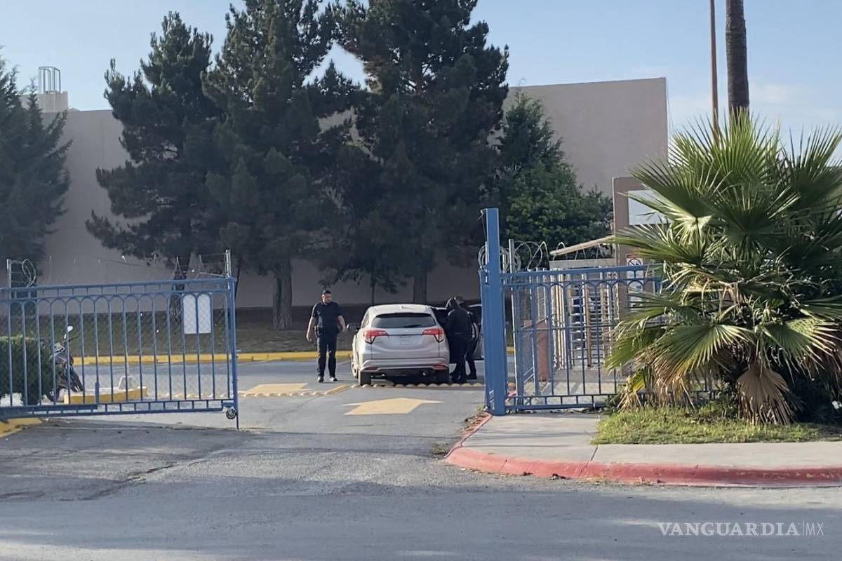 Muere trabajador tras desvanecerse en empresa de Derramadero