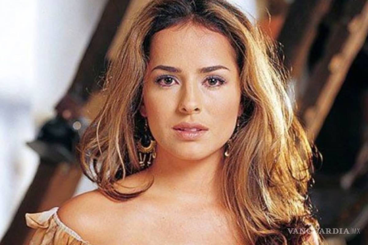 'En carne propia vivo el ser acosada por mis vecinos': Danna García denuncia acoso por COVID-19