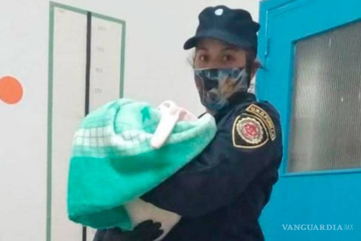 $!Vendió a su bebé recién nacida, pero le pagan con billetes falsos y denuncia robo