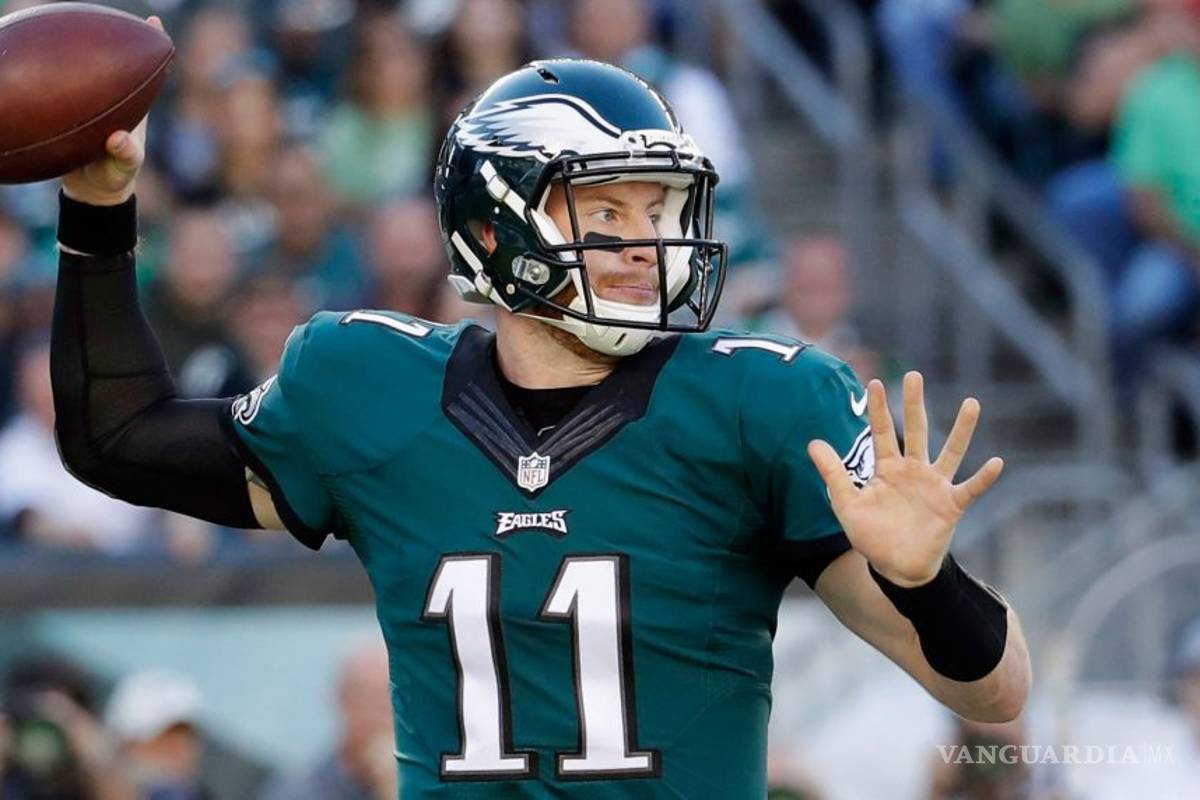 $!Compañeros de Carson Wentz lo tachan de egoísta y problemático
