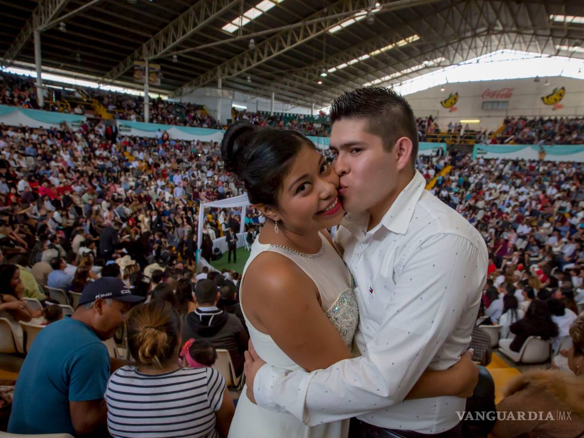 $!Con 1650 bodas celebran en grande Día del Amor en Tijuana