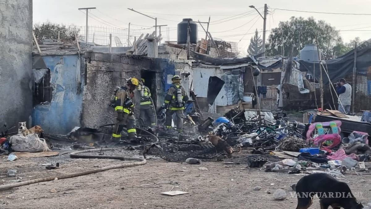 ¡Héroe! Padre casi muere en incendio; logra rescatar a sus 3 hijos menores, al oriente de Saltillo