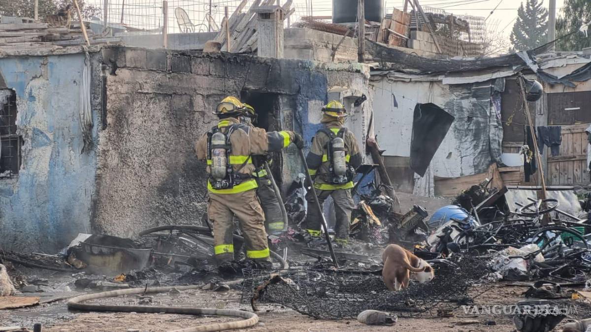 ¡Héroe! Padre casi muere en incendio; logra rescatar a sus 3 hijos menores, al oriente de Saltillo
