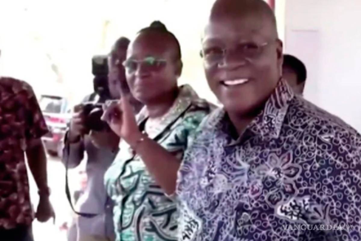 Presidente de Tanzania rechaza vacunas: 'Dios nos protegerá del COVID-19'