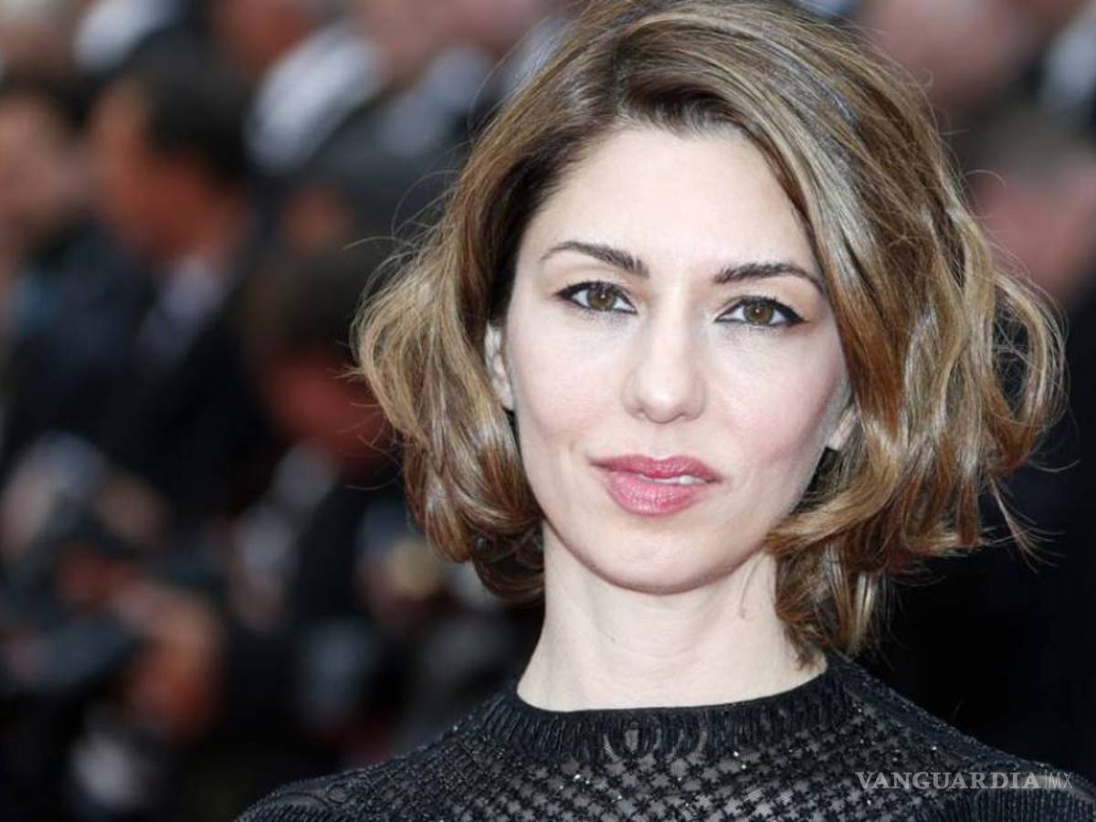 $!Promete Valentino su toque "rojo" para la Traviata de Sofia Coppola en Roma