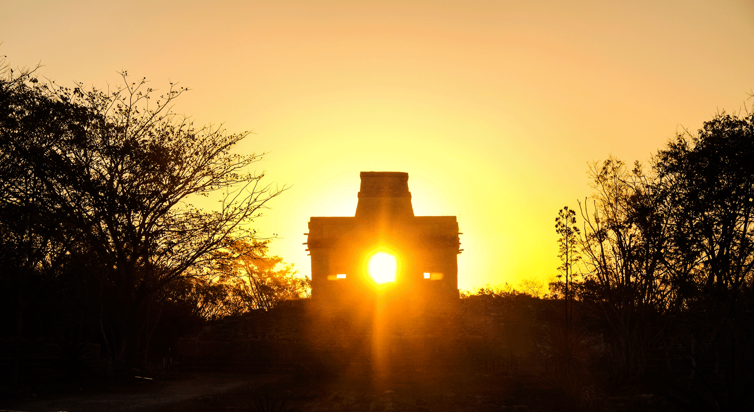 Observan equinoccio en sitios arqueológicos