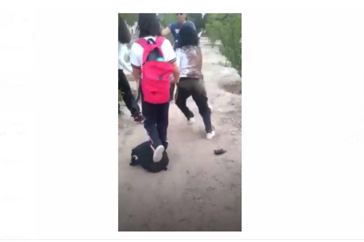 Exhiben en redes nueva riña entre alumnos, ahora en la Secundaria 73 de Saltillo (video)