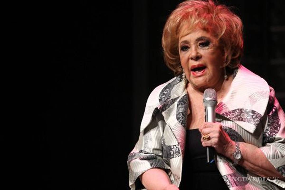 $!De Carlos Villagrán ‘Kiko’ a Laura Zapata, celebridades que saltaron de los escenarios a la política