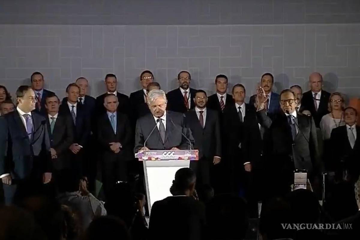 AMLO toma protesta a Carlos Salazar Lomelín como nuevo presidente del CCE