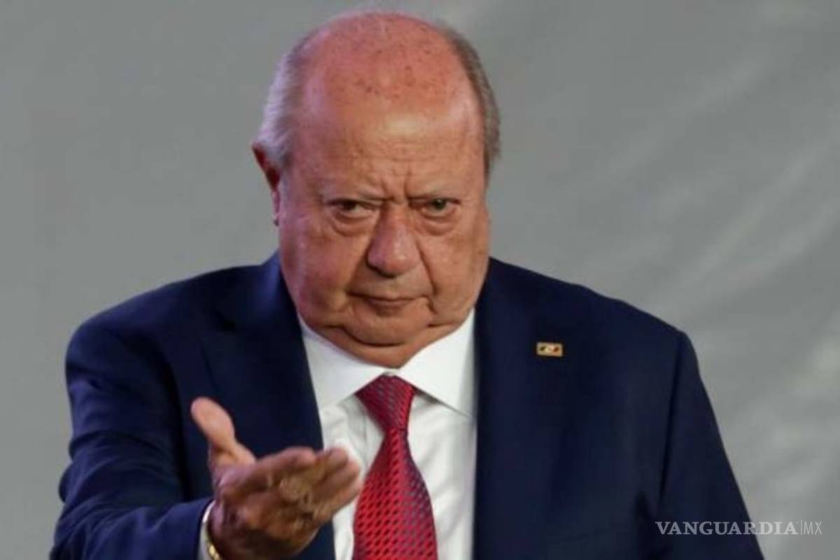 "Celebro lo que sucedió ayer y que haya sido sin violencia", dice AMLO por renuncia de Romero Deschamps