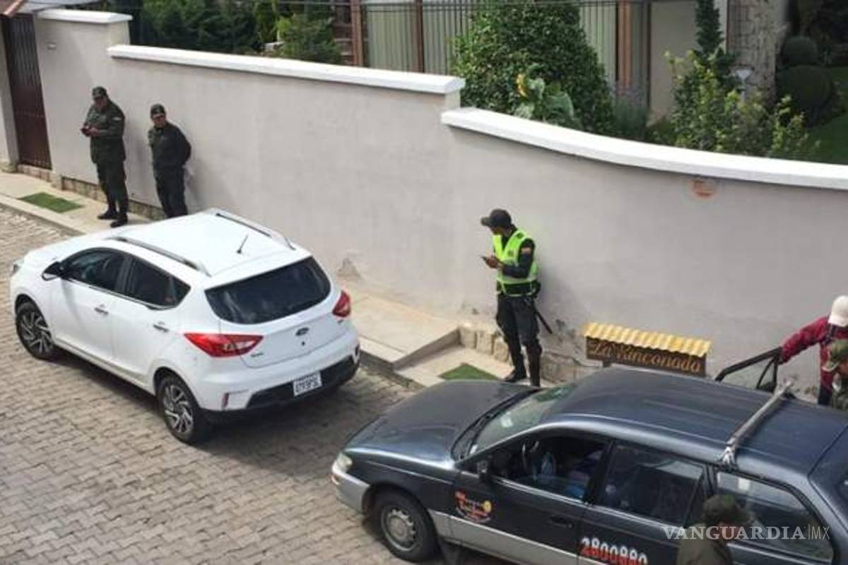 Crece tensión en Bolivia: Encapuchados intentan ingresar a casa de embajadora de México