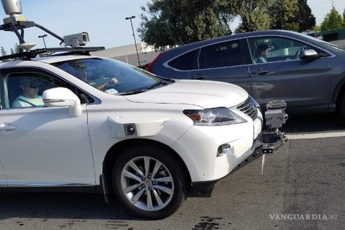 Apple tiene a 5 mil empleados vinculados a un proyecto de vehículos autónomos