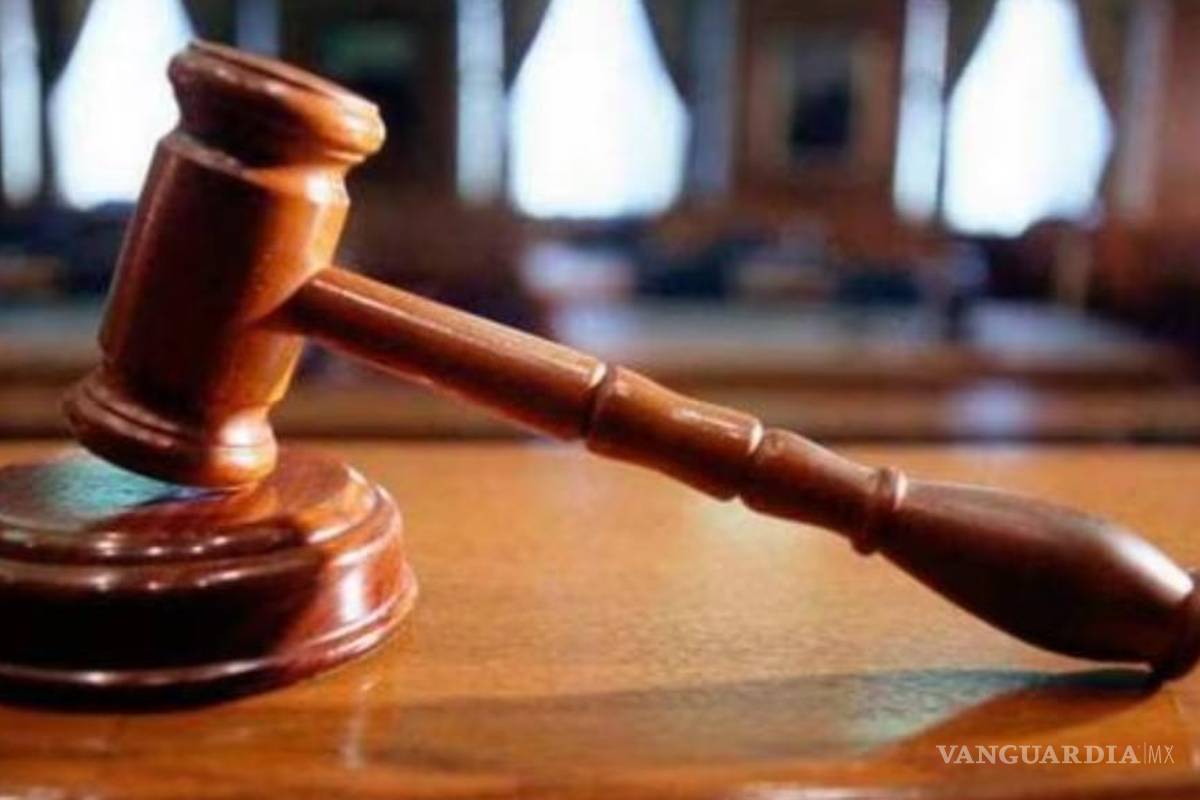 Juez ve razones dogmáticas en “Plan B” de AMLO