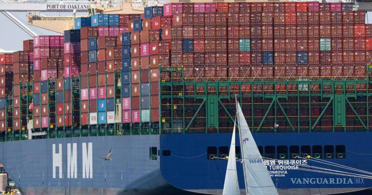 Corte de apelaciones permite a Trump seguir cobrando su arancel global del 10%