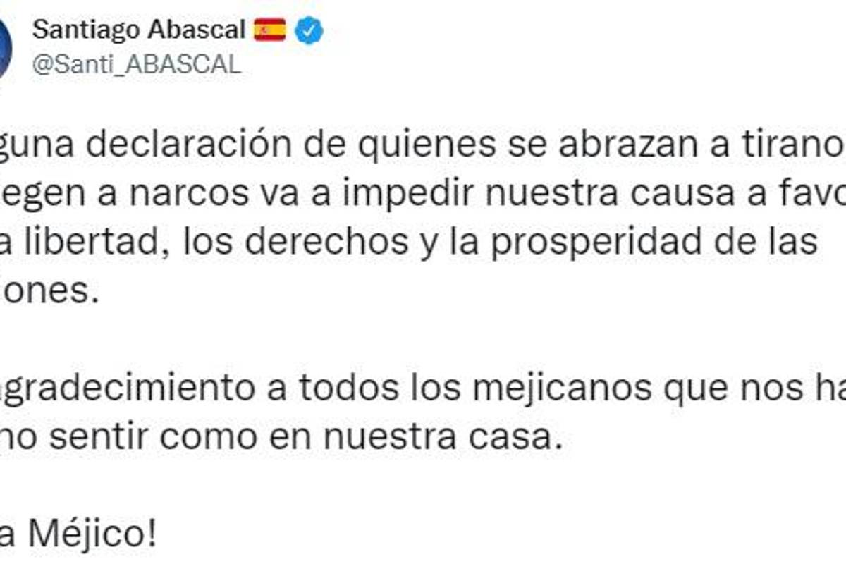 $!“Abraza a tiranos y protege a narcos” responde líder de VOX a AMLO
