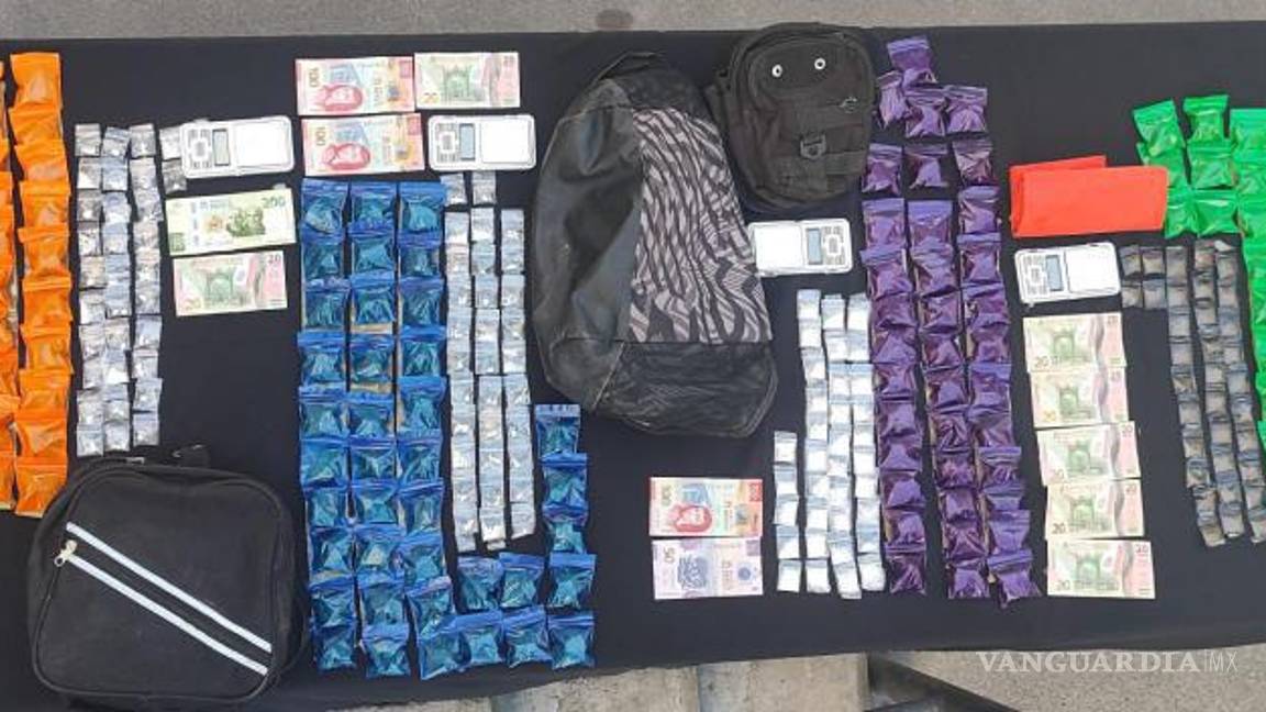 $!Fuerza Civil “revienta” un punto de venta de droga, en Nuevo León