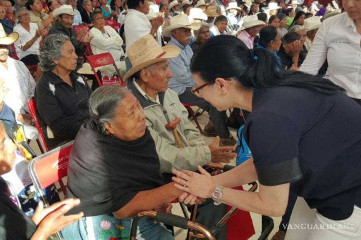 Presupuesto de AMLO da más a programas sociales opacos y recorta los que sí funcionaban, denuncian