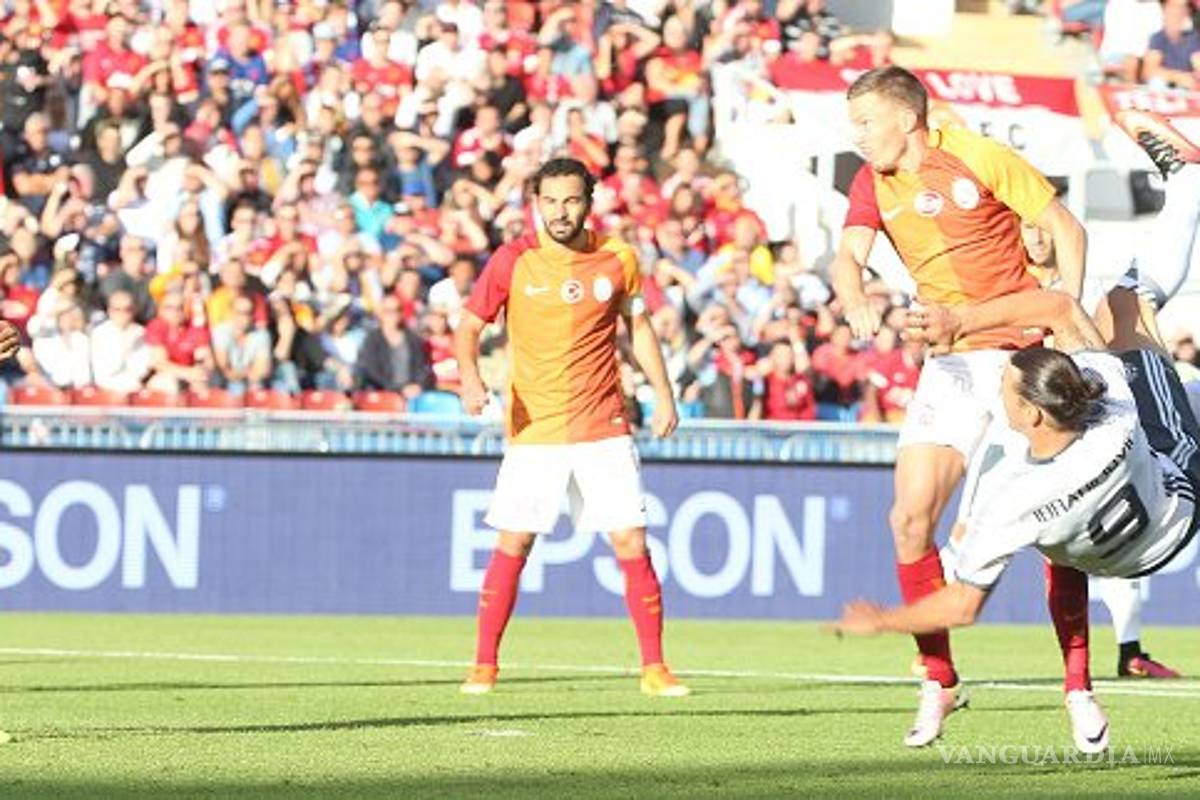 En menos de 180 segundos Zlatan ya había anotado con el Man U