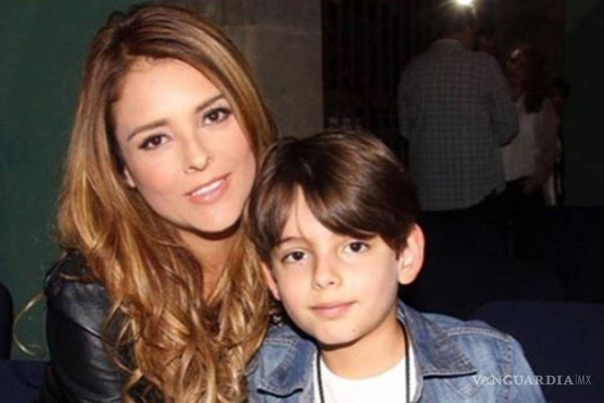 Gretell Valdez rompe en llanto porque su hijo permanecerá en cuarentena con Patricio Borghetti por COVID-19