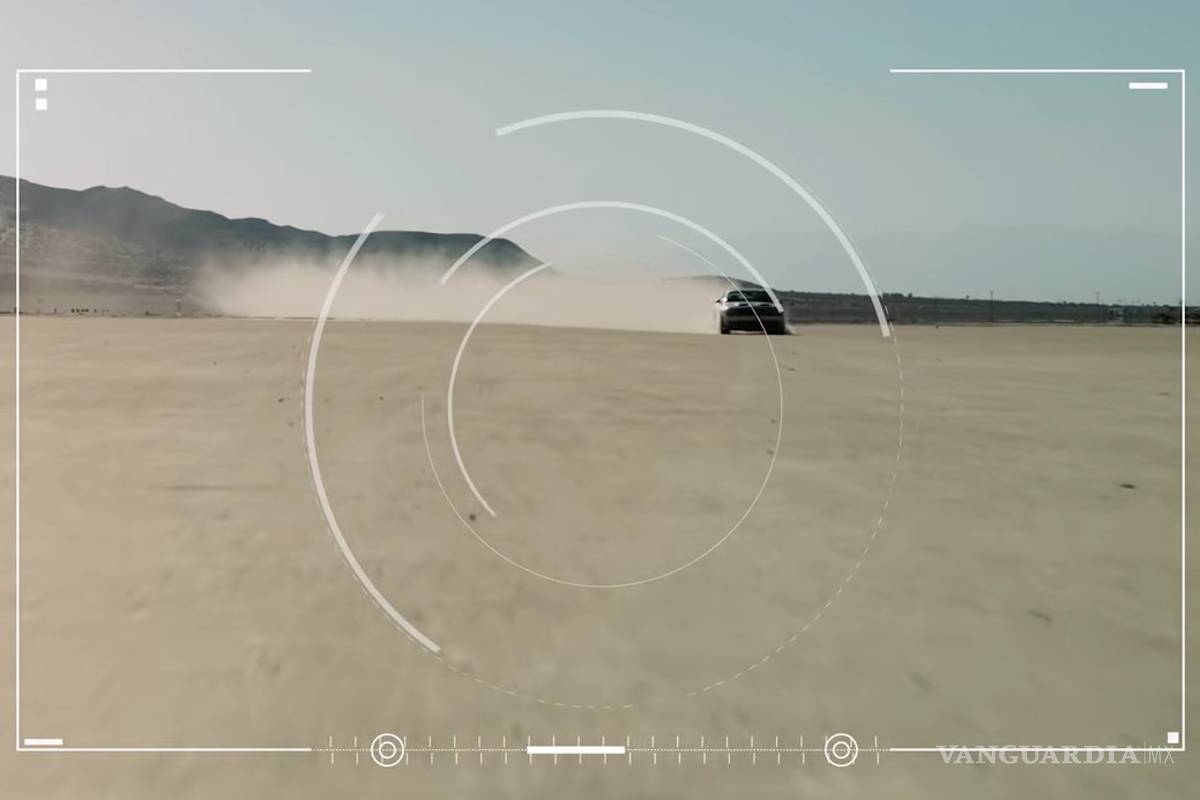 Dodge deja ver poco, muy poco, de un Challenger Hellcat de... ¡¿797 hp?!