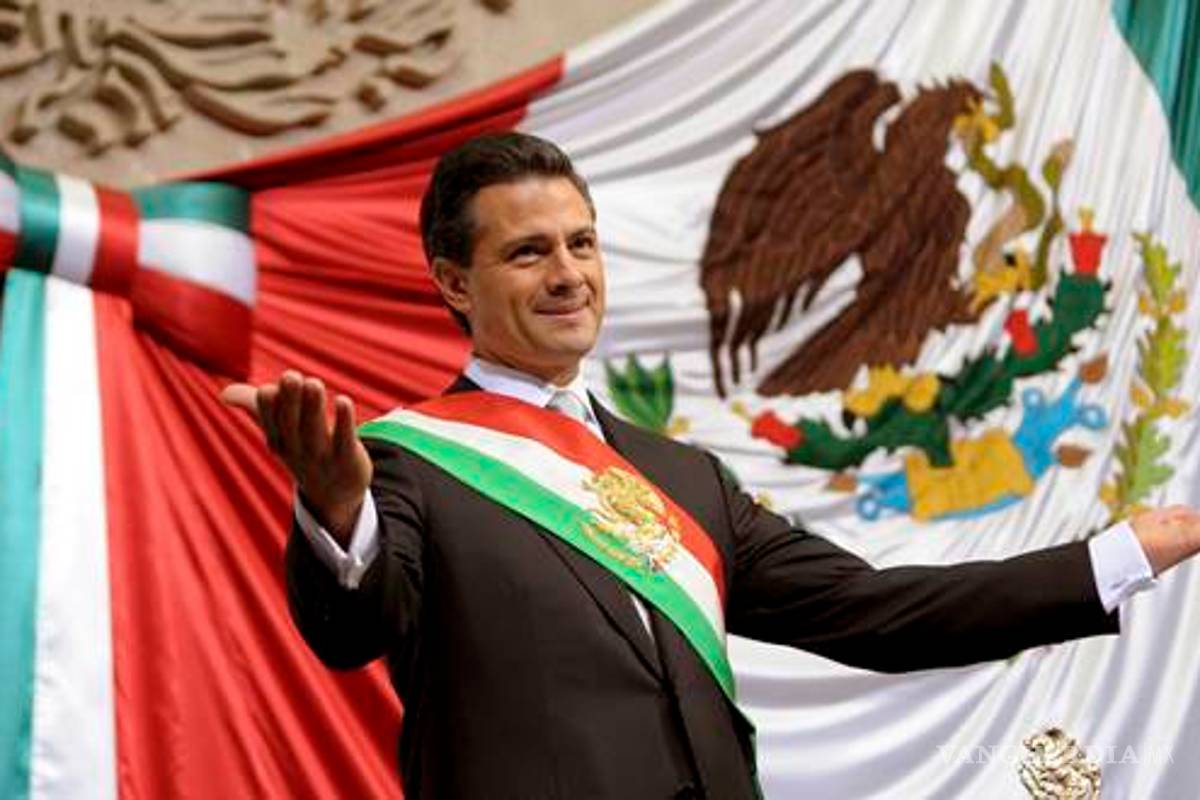 Gobernadores y alcaldes no podrán usar banda presidencial durante el grito