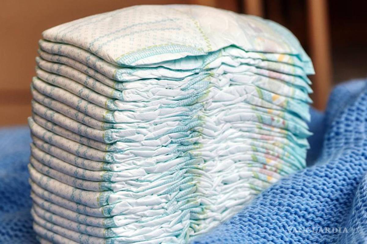 Multa Cofece a fabricantes de pañales y toallas femeninas por prácticas monopólicas