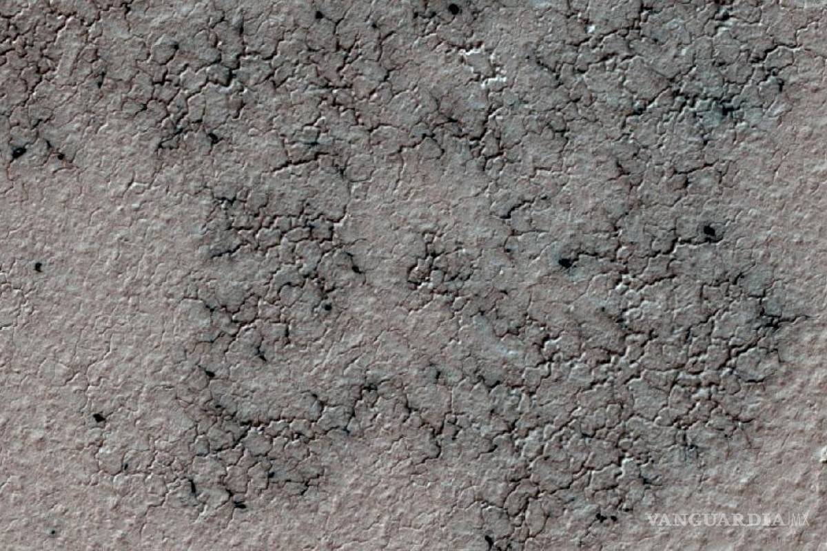 Descubren yacimientos 'arañas' en el polo sur de Marte