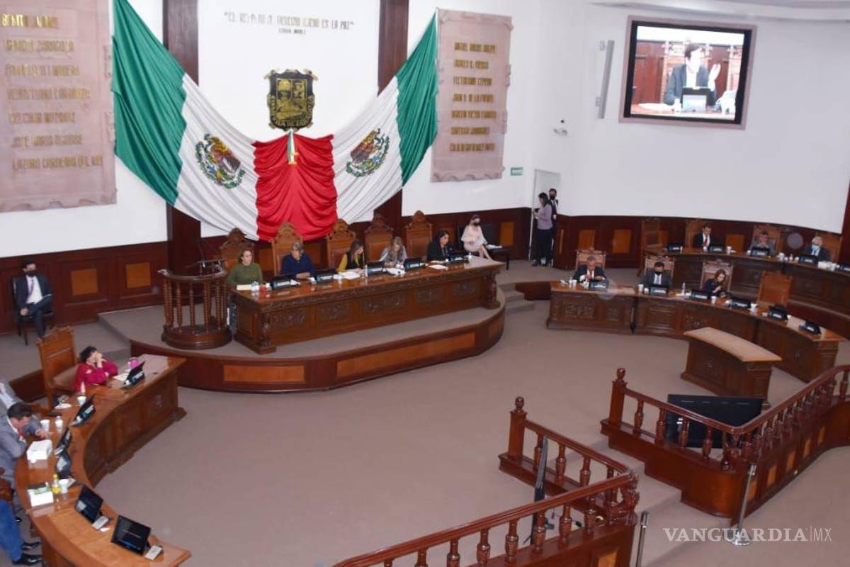 Apuntalan a mujeres para liderar Coahuila; aprueba congreso reforma para alternancia de género