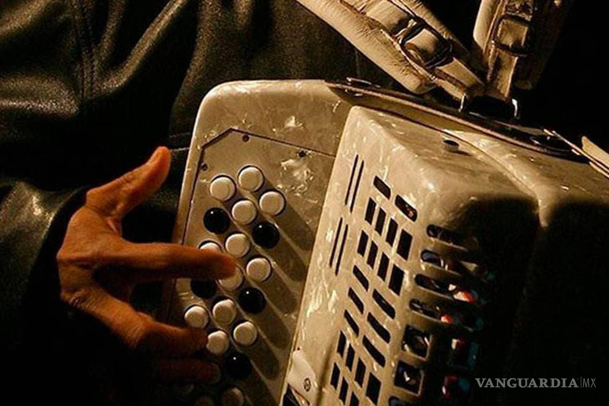 Desde ahora se prohíben los narcocorridos en Baja California