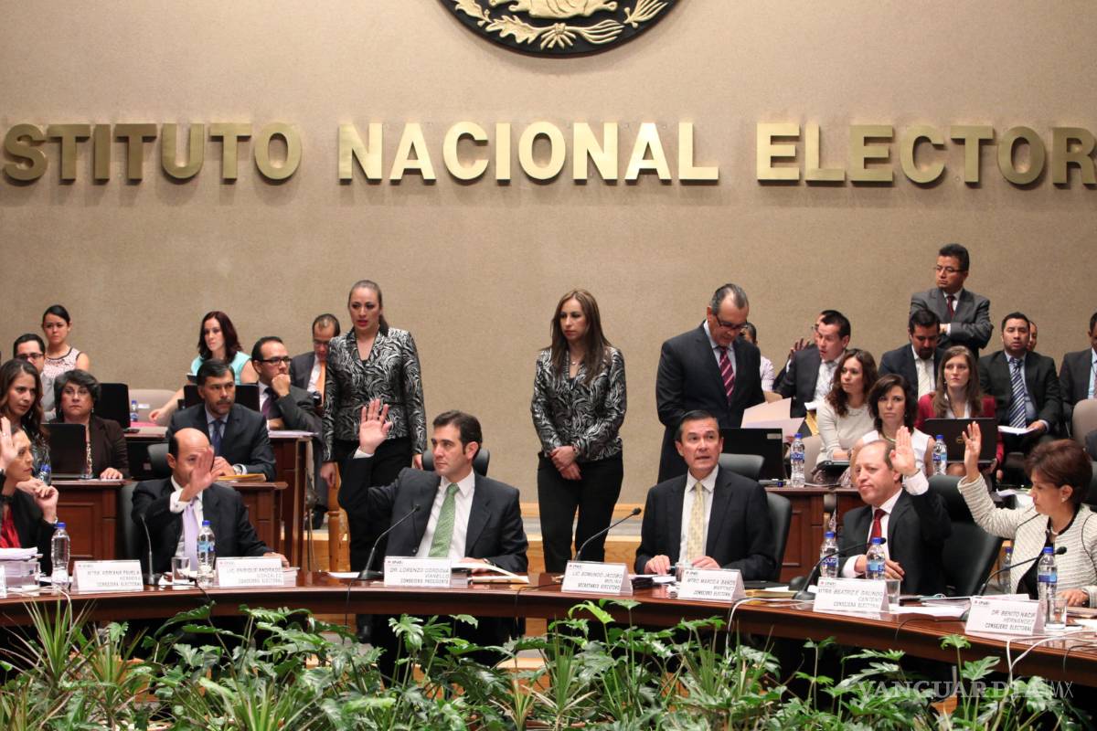 INE sancionará a partidos que no reportan gastos hechos en Facebook