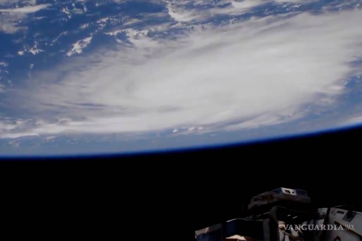 $!Florida espera con temor al "monstruo" Dorian que podría convertirse en huracán categoría 4 (fotogalería)