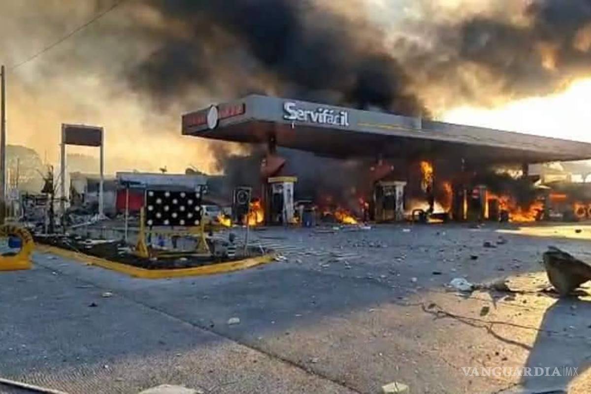 Explosión en gasolinera de Tula deja pérdidas millonarias; trabajadores advirtieron de fuga de gas