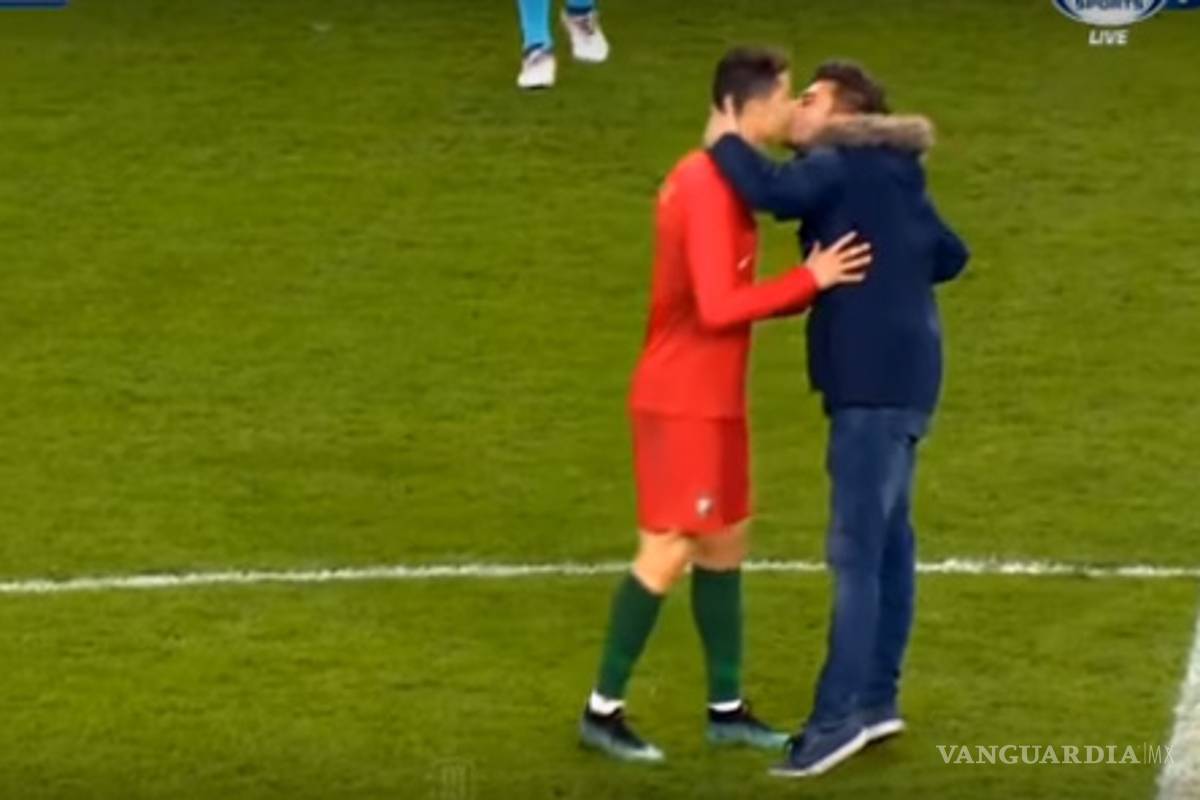 Video: Hombre le planta un beso a Cristiano Ronaldo durante partido