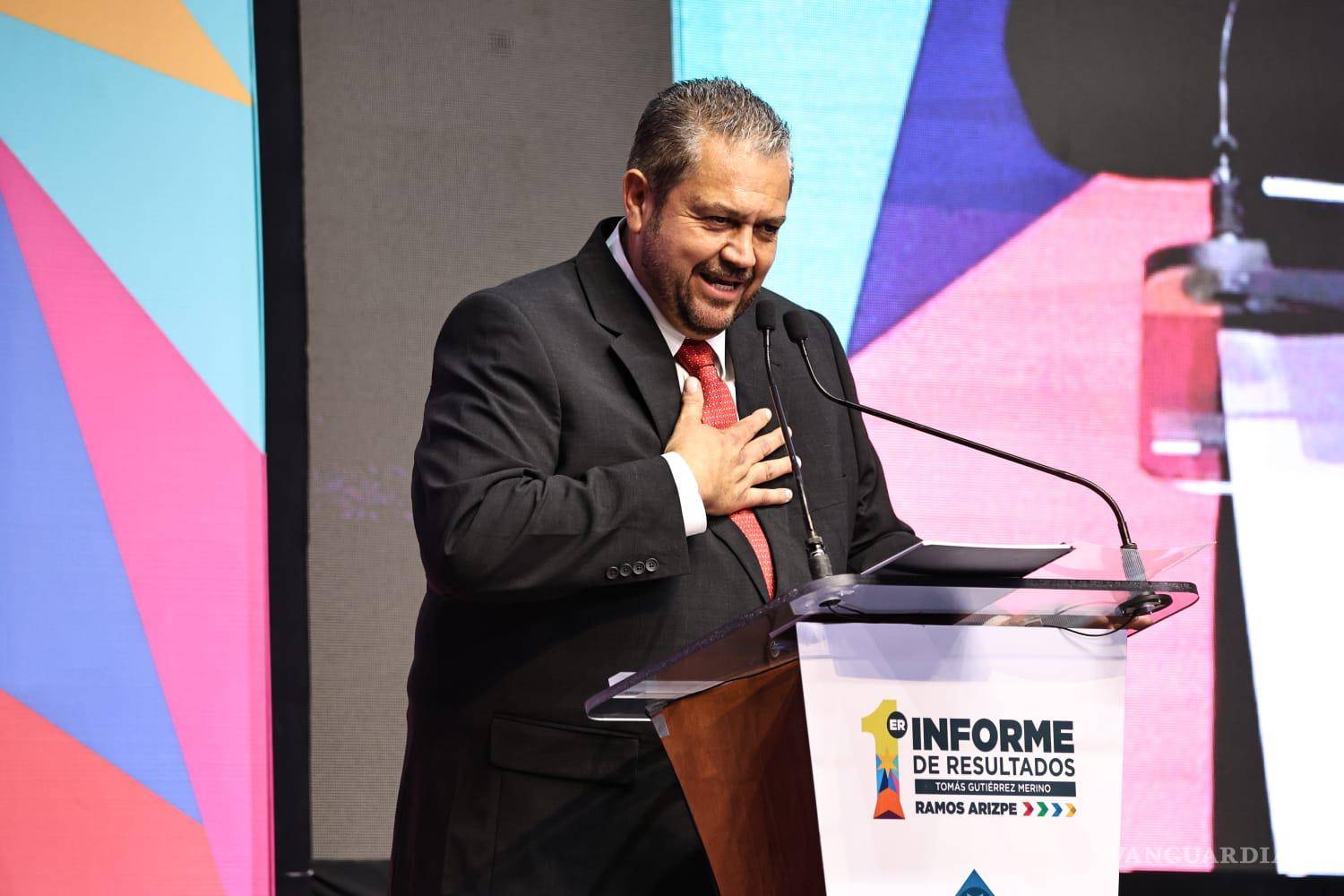 $!Tomás Gutiérrez rindió su informe de actividades este lunes.