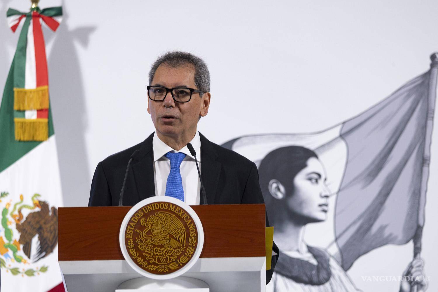 $!El coahuilense Edgar Amador Zamora, titular de Hacienda, explicó el pasado viernes que se intervino en las tres instituciones financieras para evitar un riesgo sistémico.