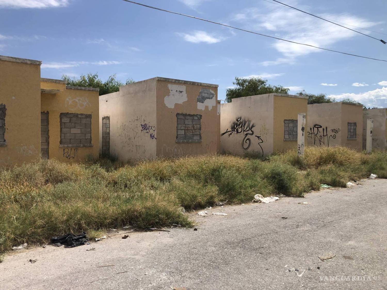 $!En Torreón se estiman hasta 150 fraccionamientos que no fueron entregados o presentan algún problema en el proceso. Sin embargo, no hay en la ciudad un camino que permita regular esta situación que incluye a empresas que ya ni siquiera existen.