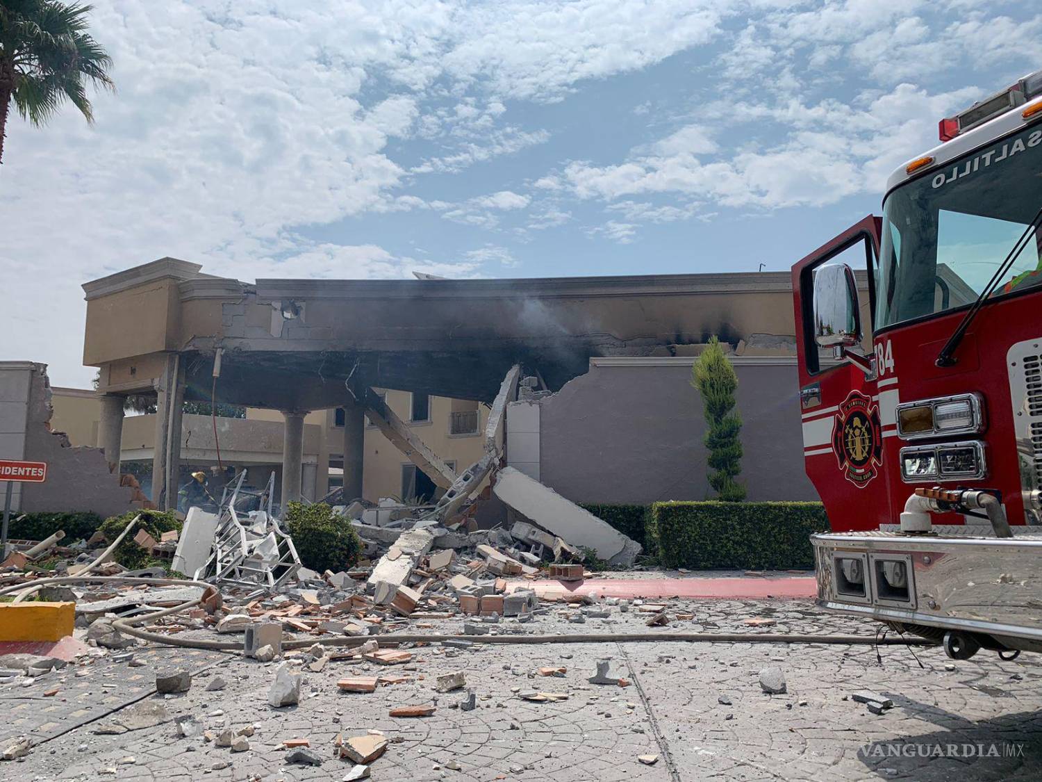 $!Protección Civil y Bomberos llegaron al lugar.